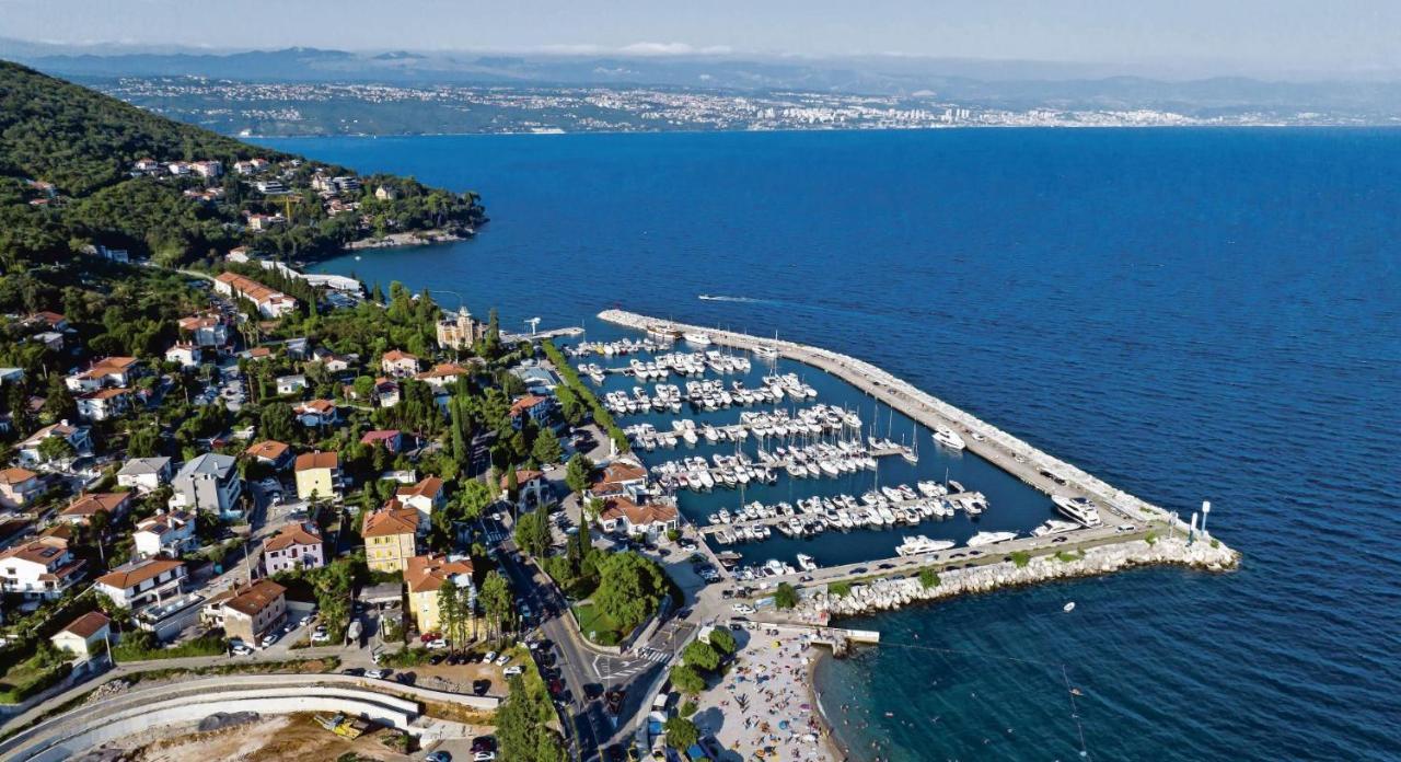Apartments Skorup Ičići Kültér fotó
